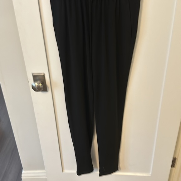 Aritzia Babaton Donnie Jumpsuit Black Size Medium - Picture 8 of 10